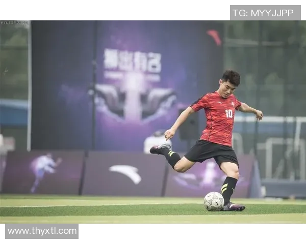 安踏携手足球球星共筑绿茵梦想引领运动潮流新风尚