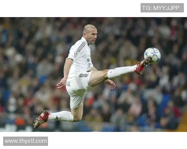 足球明星穿搭揭秘 哪些球鞋最能展现个人魅力与竞技风范